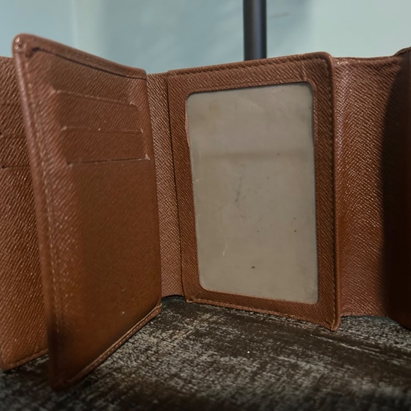 Vintage Louis Vuitton Koala wallet - Picture 5 of 10